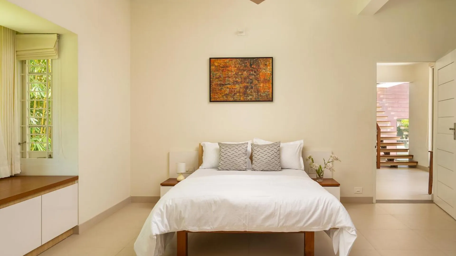 Premium 5 Bedroom Full Pool Villa By Lake Close To Vagamon Muttam