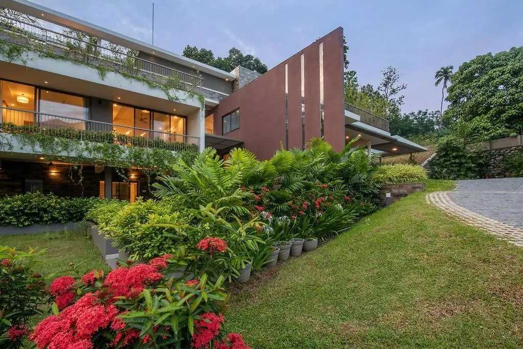 Premium 5 Bedroom Full Pool Villa By Lake Close To Vagamon Muttam