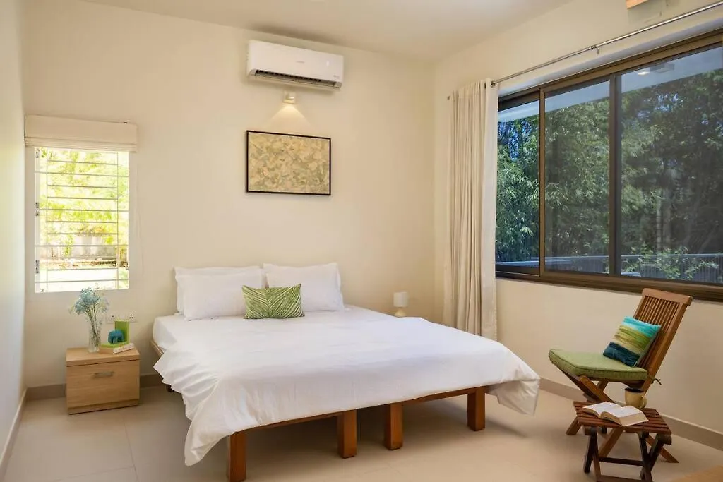 Premium 5 Bedroom Full Pool Villa By Lake Close To Vagamon Muttam  India